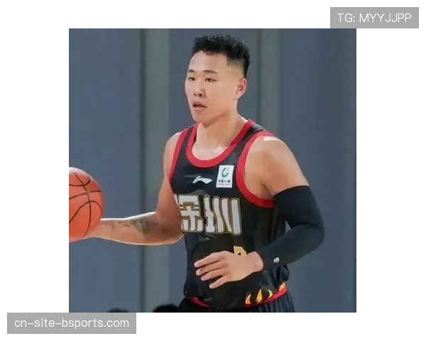 深圳客战江苏 史密斯贺希宁王浩然三叉戟对决庞峥麟